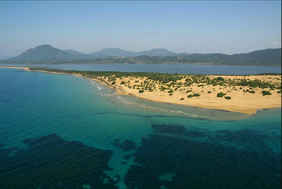 Tetraktys Estate Beachside Υδωρ Ágios Matthaíos Екстериор снимка